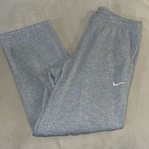 NIKE sweatpants